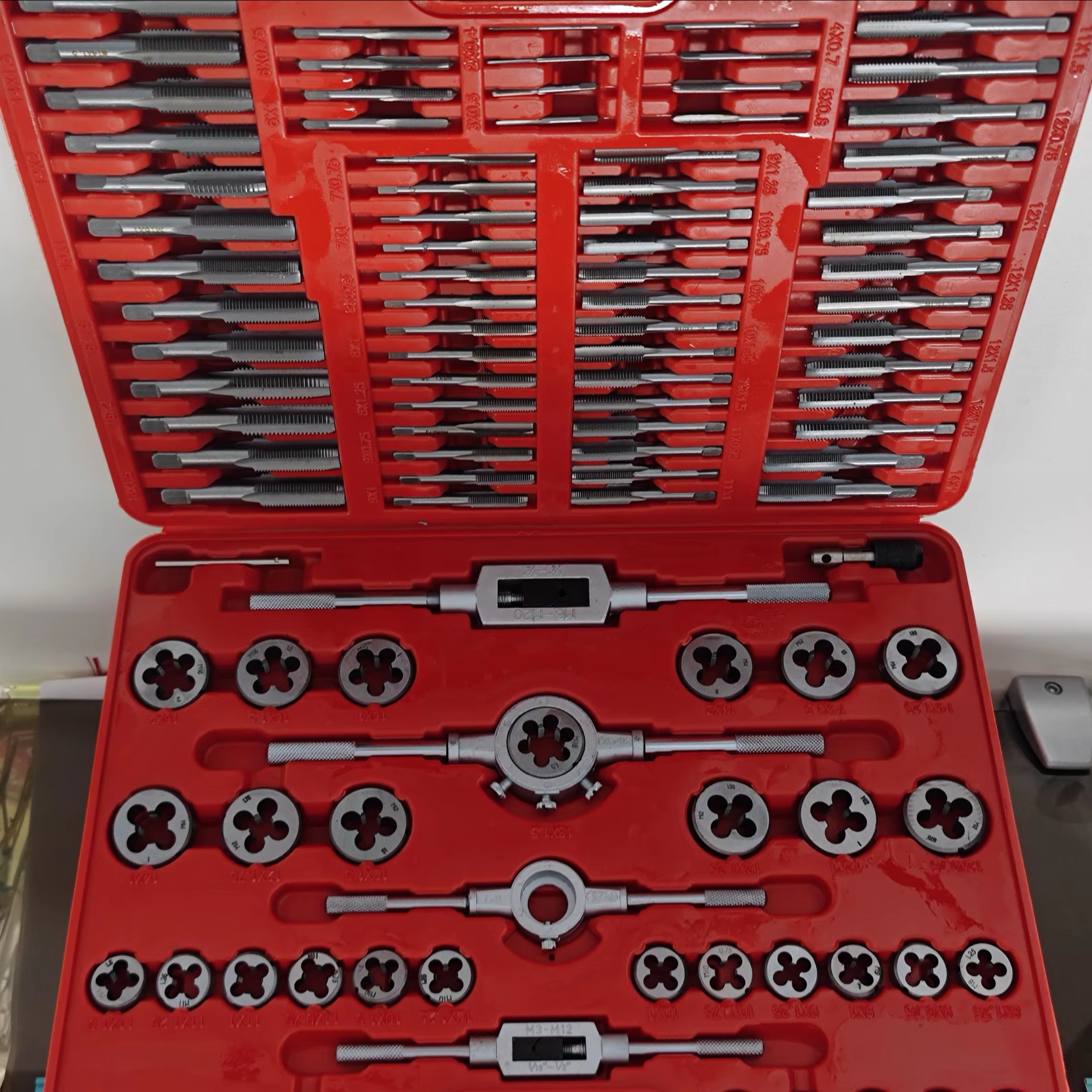 Tap Die Set - 110Pcs Tap and Die Set M2-M18